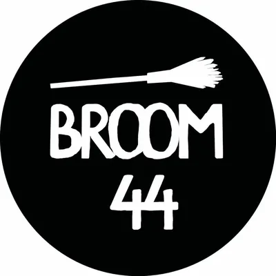 Br00m44 logo